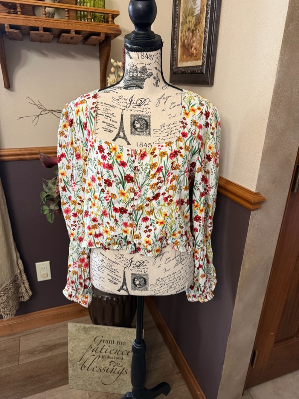 Lost + Wander Floral Square Neck Crop Top - Picture 3 of 11